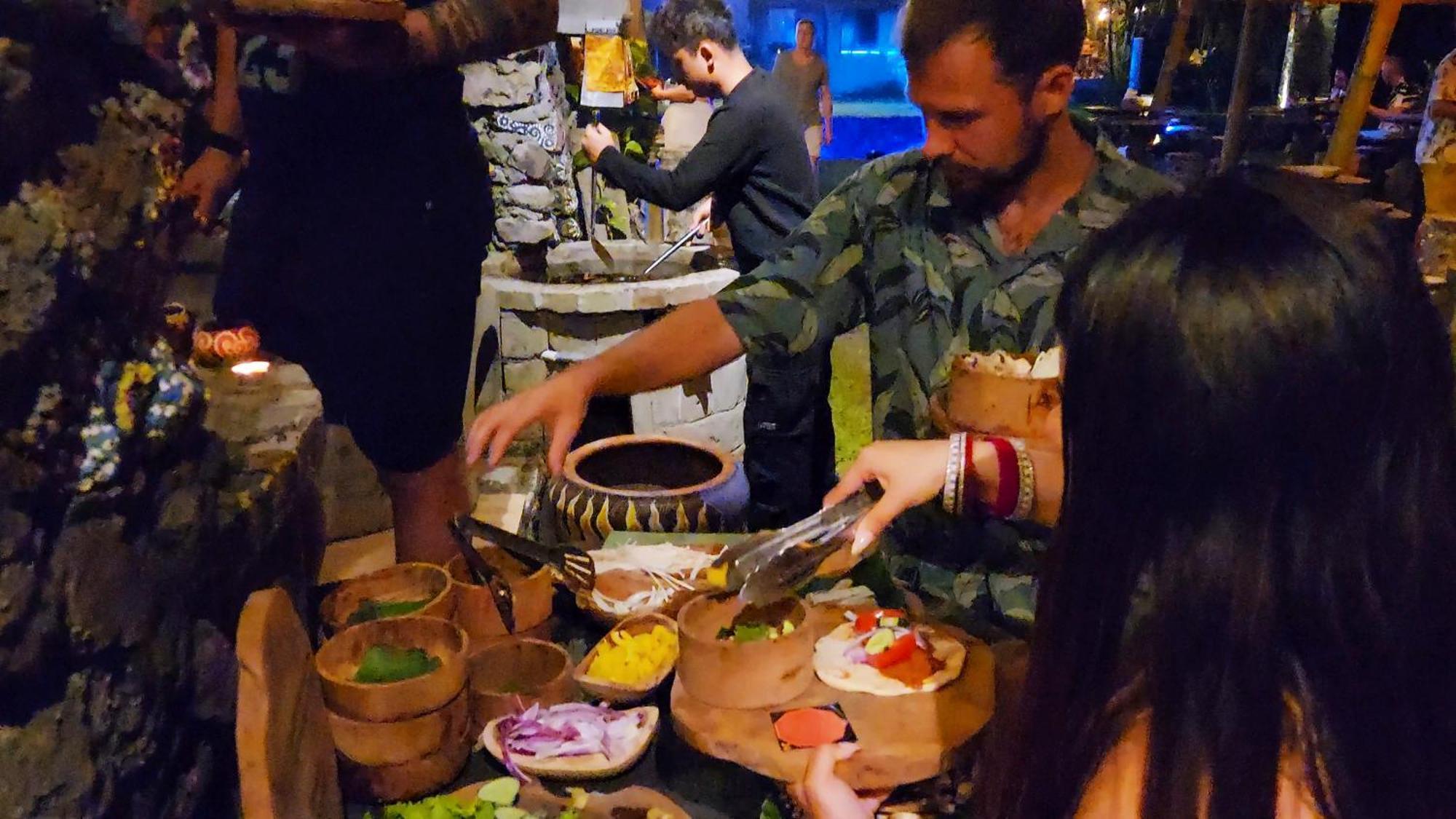 Avalon Ubud Castle & Spa エクステリア 写真