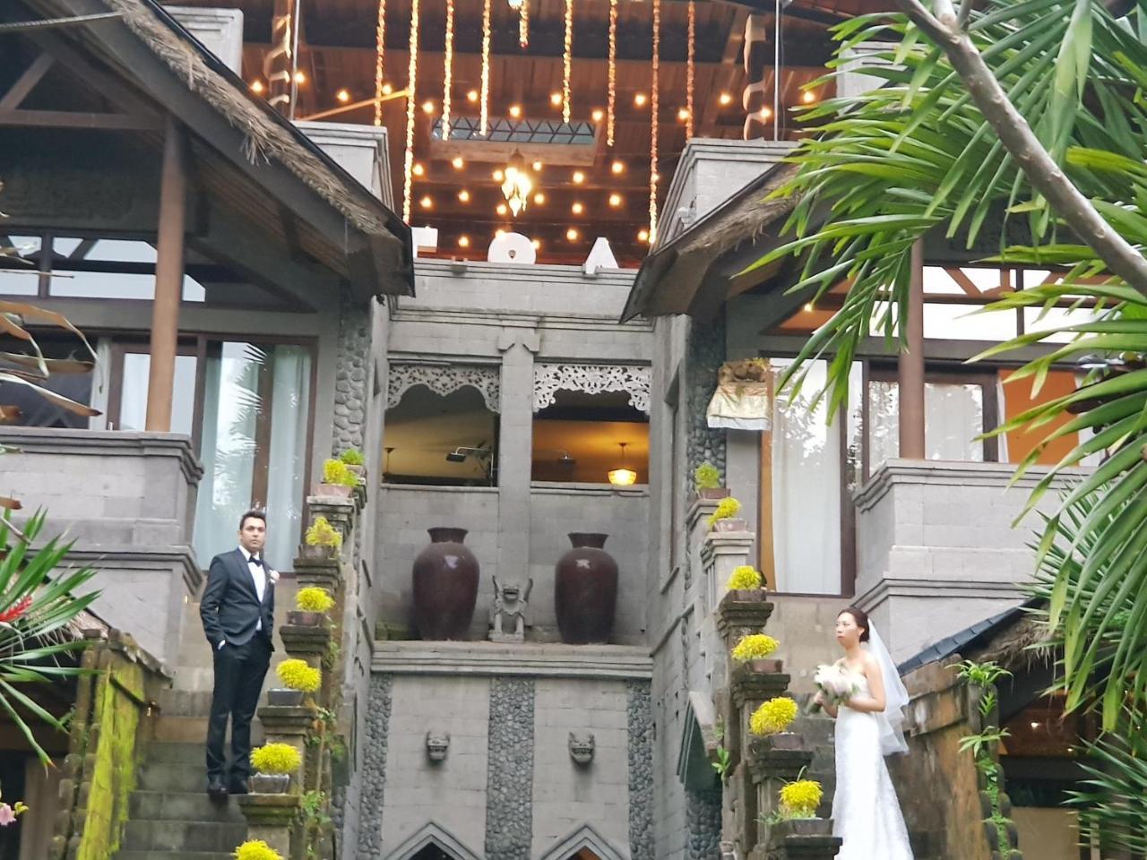Avalon Ubud Castle & Spa エクステリア 写真
